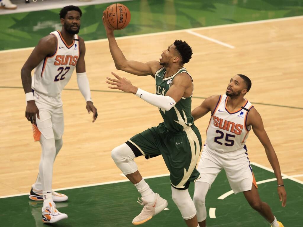 NBA: Οι Μπακς είναι εδώ - Νέα μυθική εμφάνιση Αντετοκούνμπο (photos+video)