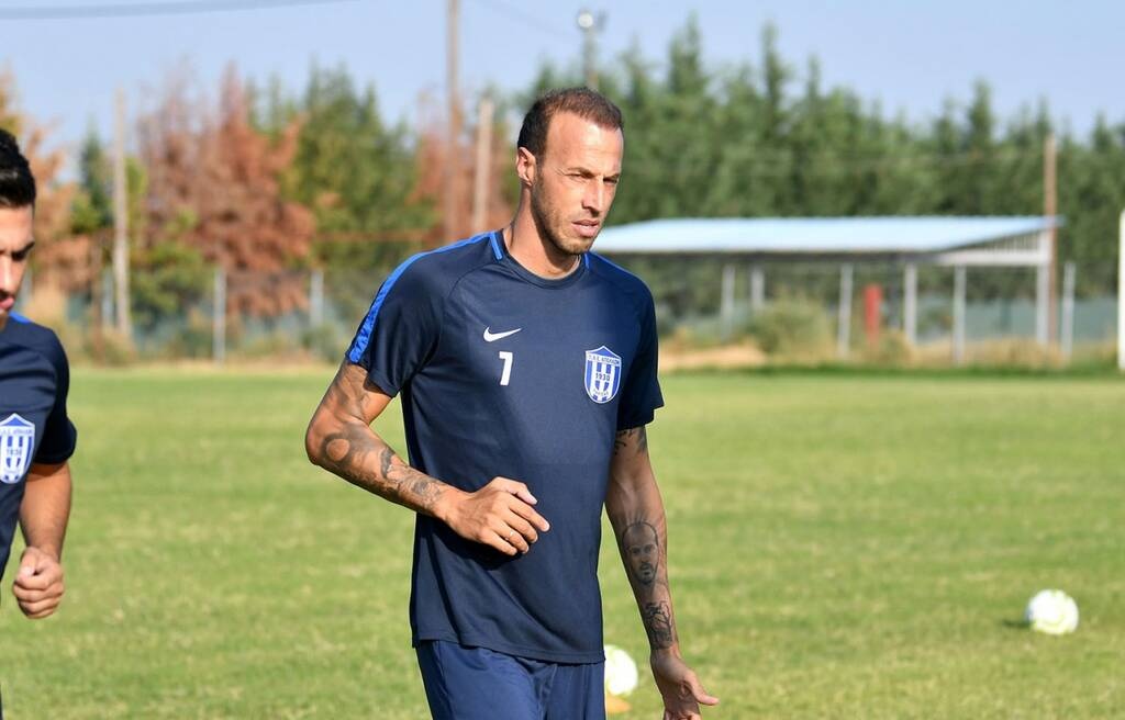 «Βόμβα» με Μόρα - Ανέλαβε ομάδα της Γ' Εθνικής (photos)