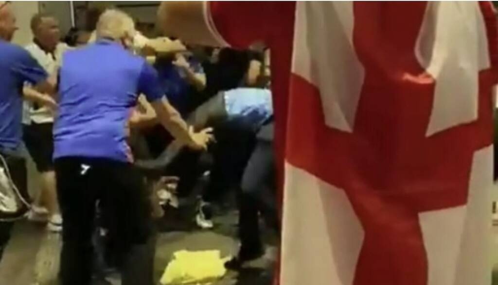 Euro 2020: «Κόλαση» στο Λονδίνο - 49 συλλήψεις και 19 αστυνομικοί τραυματίες