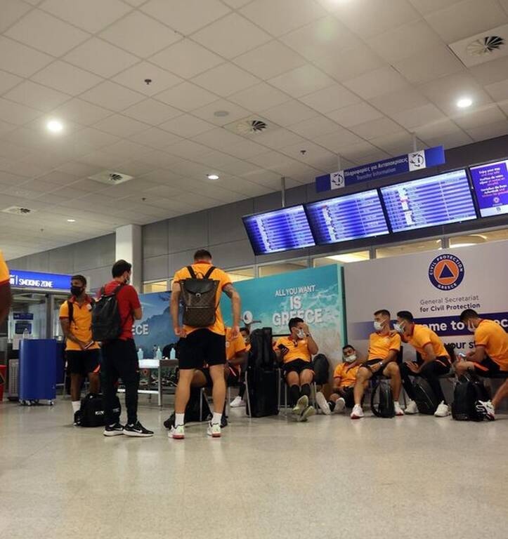 Ολυμπιακός: Ξεφεύγει η κατάσταση στην Γαλατασαράι – Το σχόλιο για τους Πειραιώτες! (photos)