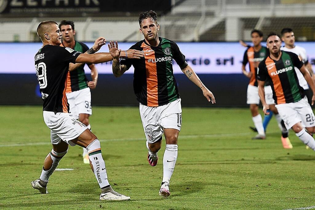 Σπέτσια: «Καμπάνα» από την FIFA