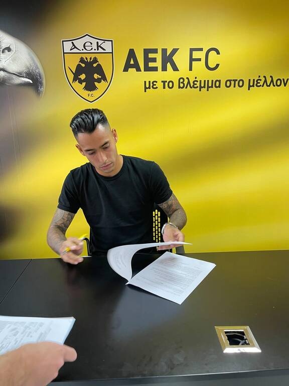 ΑΕΚ: Οι στιγμές της υπογραφής του Αραούχο (photos)