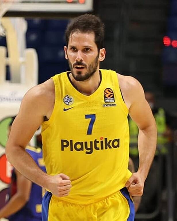 Όμρι Κάσπι: «Κρεμάει παπούτσια μετά από 16 χρόνια καριέρας»