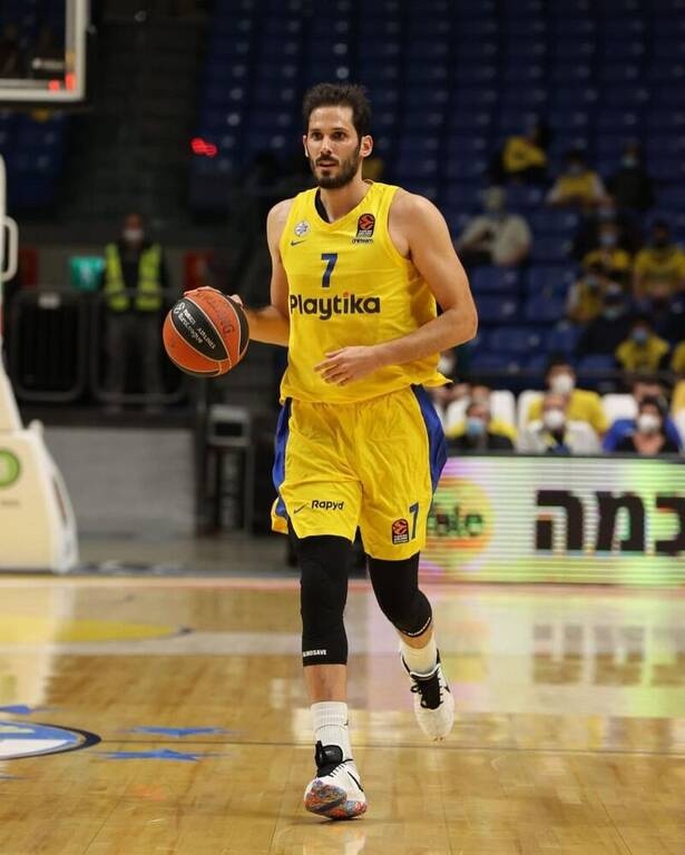 Όμρι Κάσπι: «Κρεμάει παπούτσια μετά από 16 χρόνια καριέρας»