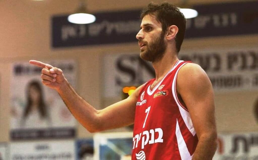 Στράτος Περπέρογλου: Αποσύρθηκε και ο διεθνής φόργουορντ