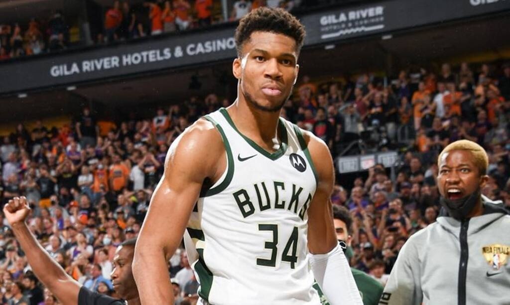NBA: Οι ιστορικές επιδόσεις του Γιάννη Αντετοκούνμπο (photos+video)