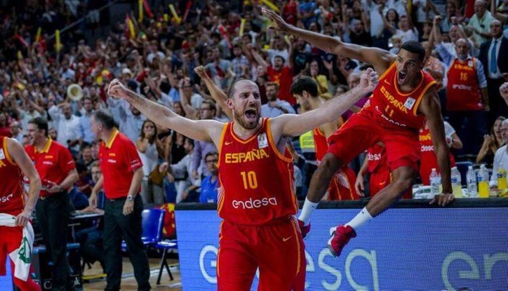 ΑΕΚ: Τα τυπικά για Κολόμ (photos)