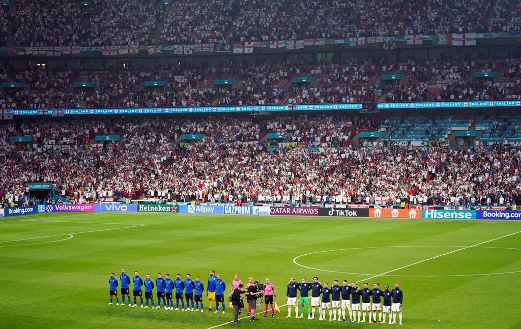 Euro 2020: Απίστευτο, έπαιζε με σπασμένα πλευρά για τέσσερα ματς! (Photos)