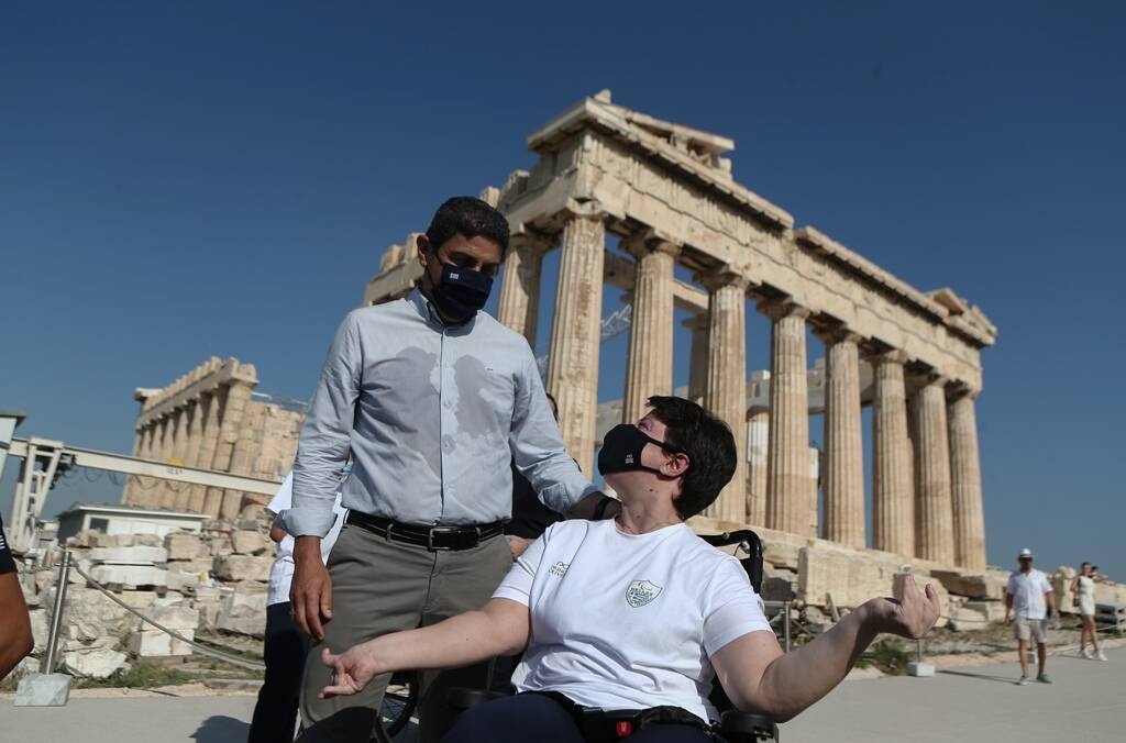 Παραολυμπιακοί Αγώνες: Στην Ακρόπολη η ελληνική αποστολή πριν το Τόκιο (photos)
