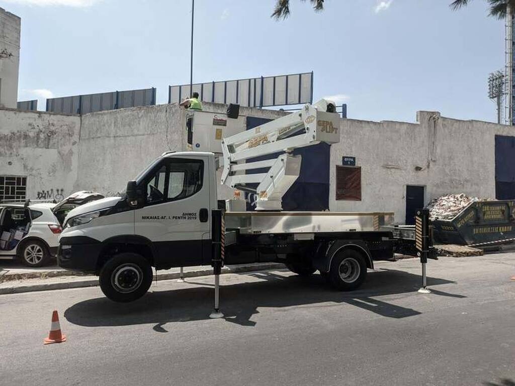 Ιωνικός: Τοποθετήθηκαν και κάμερες ασφαλείας (photos)