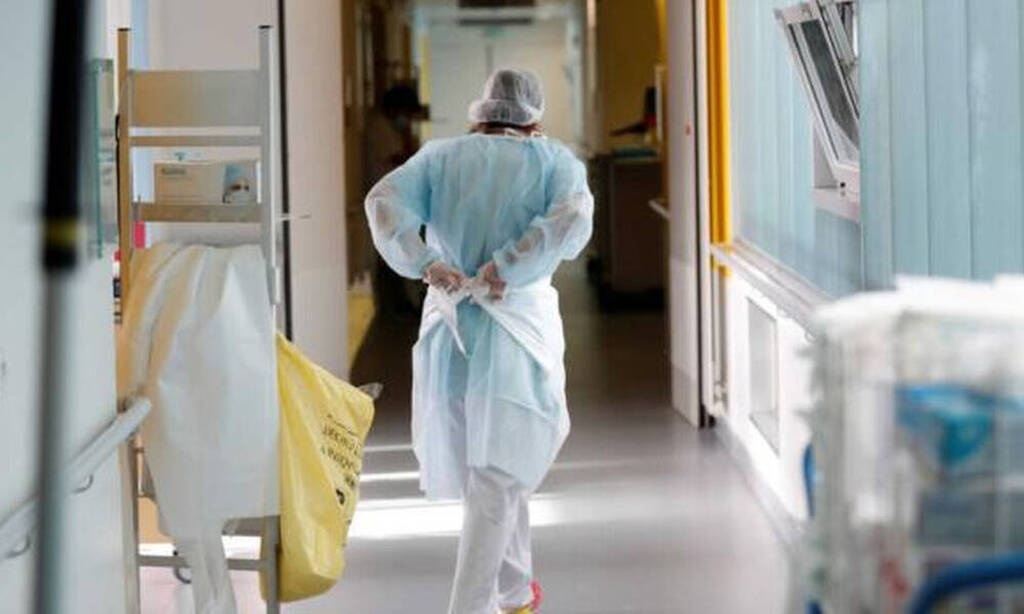 Κρούσματα σήμερα: 2.472 νέα κρούσματα, στους 133 οι διασωληνωμένοι και 8 νέοι θάνατοι