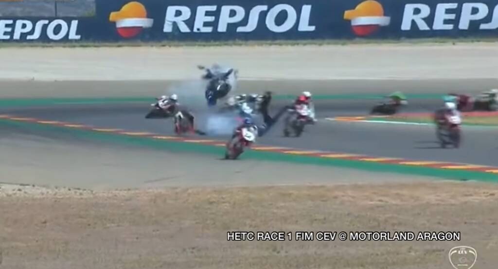 Θρήνος στον μηχανοκίνητο αθλητισμό με τον θάνατο 14χρονου κατά την διάρκεια αγώνα (video+photos)