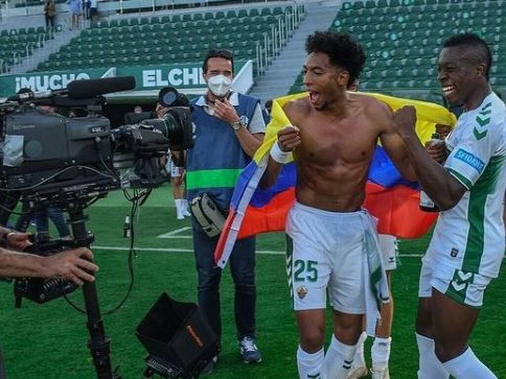 Ολυμπιακός: Σενάριο για Κολομβιανό αριστερό μπακ (photos)