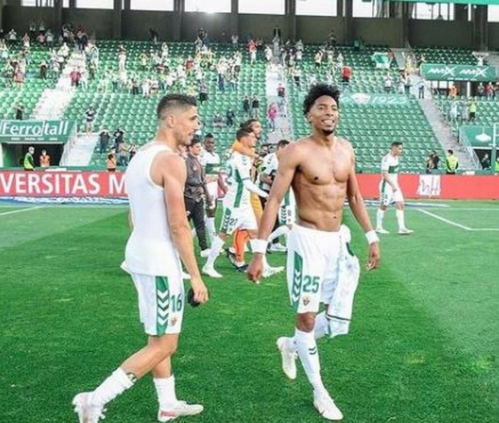 Ολυμπιακός: Σενάριο για Κολομβιανό αριστερό μπακ (photos)