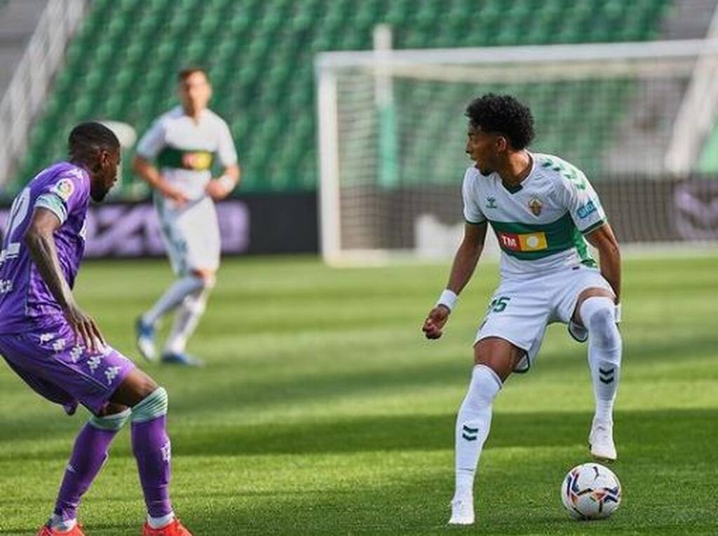 Ολυμπιακός: Σενάριο για Κολομβιανό αριστερό μπακ (photos)