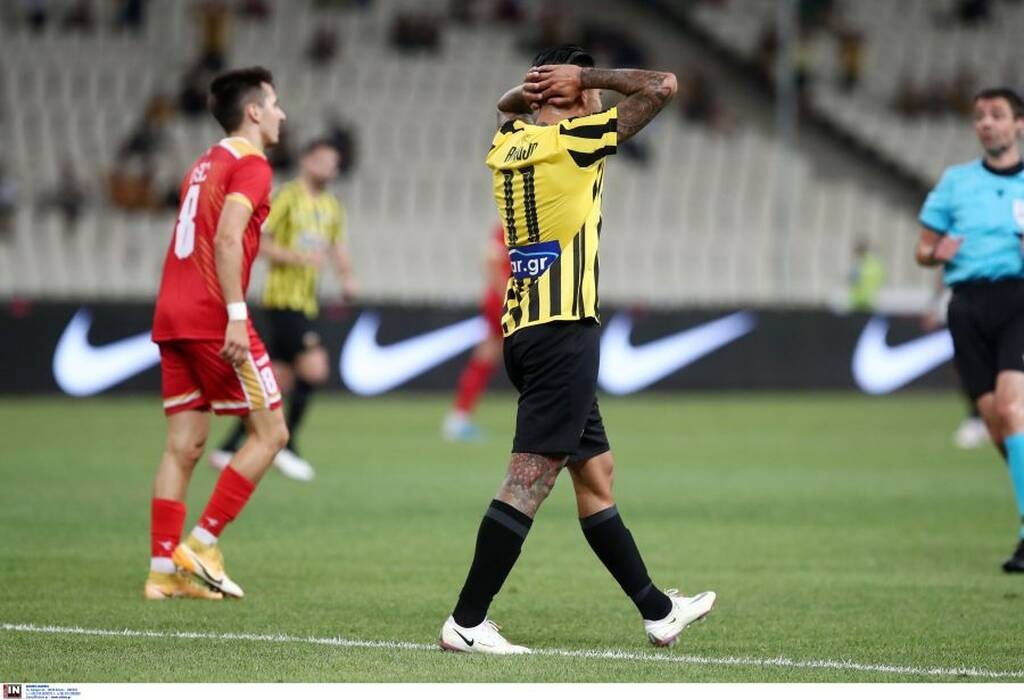 ΑΕΚ-Βελέζ: Τραβούσαν τα μαλλιά τους με την ευκαιρία του Τάνκοβιτς (video)