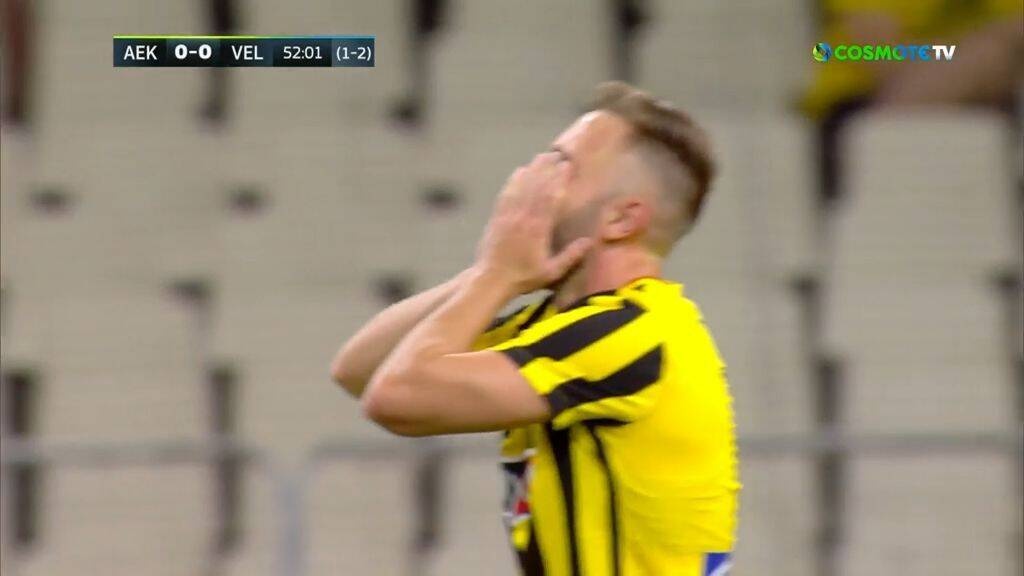 ΑΕΚ-Βελέζ: Τραβούσαν τα μαλλιά τους με την ευκαιρία του Τάνκοβιτς (video)