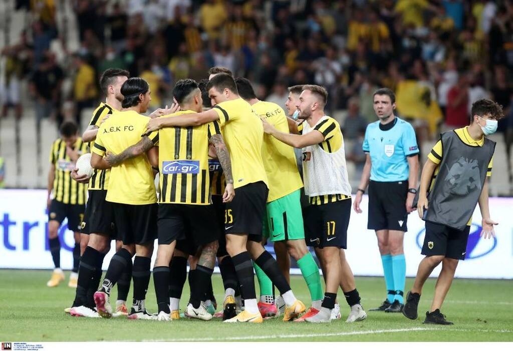 ΑΕΚ-Βελέζ: Το «κάρφωσε» στο 98' ο Μάνταλος και... πήρε φωτιά το ΟΑΚΑ - Ήρωας Αλμπάνης (video)
