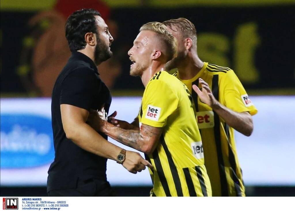 Άρης-Αστάνα: «Ντου» Καρυπίδη στον διαιτητή για πέναλτι που δεν δόθηκε (video)