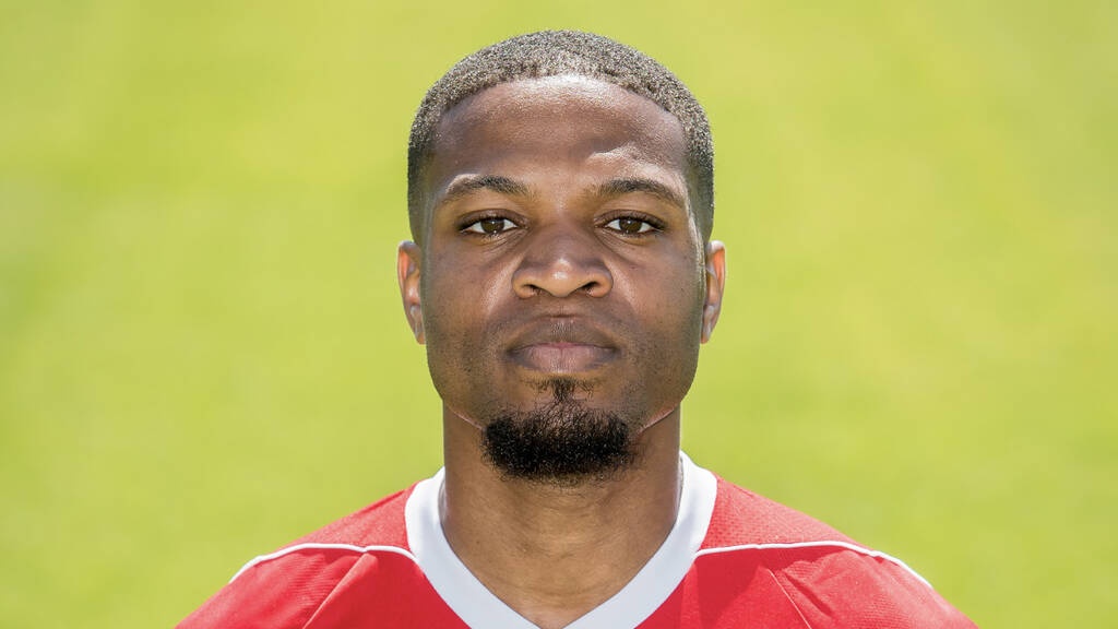 Θρήνος-Ποδοσφαιριστής δολοφονήθηκε με μια σφαίρα στο κεφάλι!