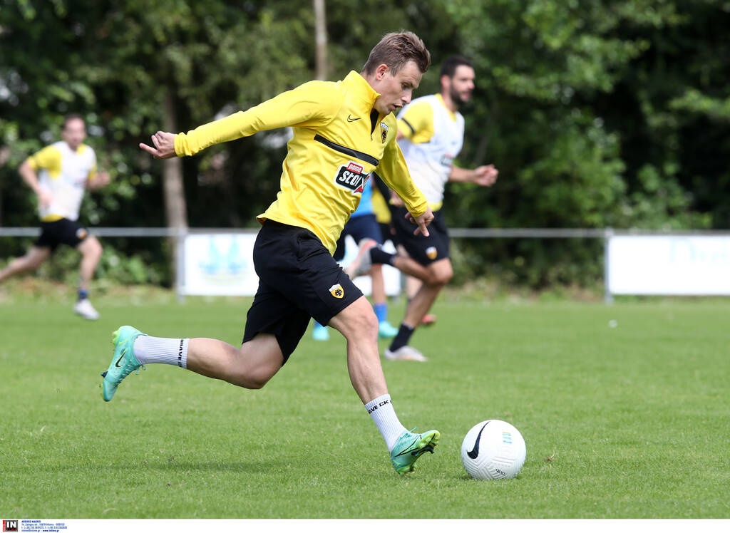 ΑΕΚ: Τέλος ο Λόπεζ, στη Β' ομάδα ο Νταντσένκο