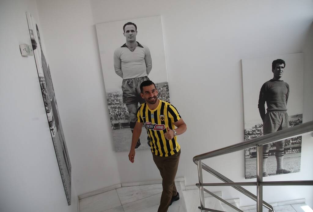 ΑΕΚ: Πρωτάθλημα και Champions League θέλει ο Χατζισαφί (video)