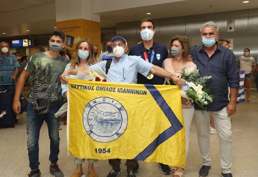 Ολυμπιακοί Αγώνες: Αποθέωση για τον «χρυσό» Ολυμπιονίκη Στέφανο Ντούσκο (photos+video)