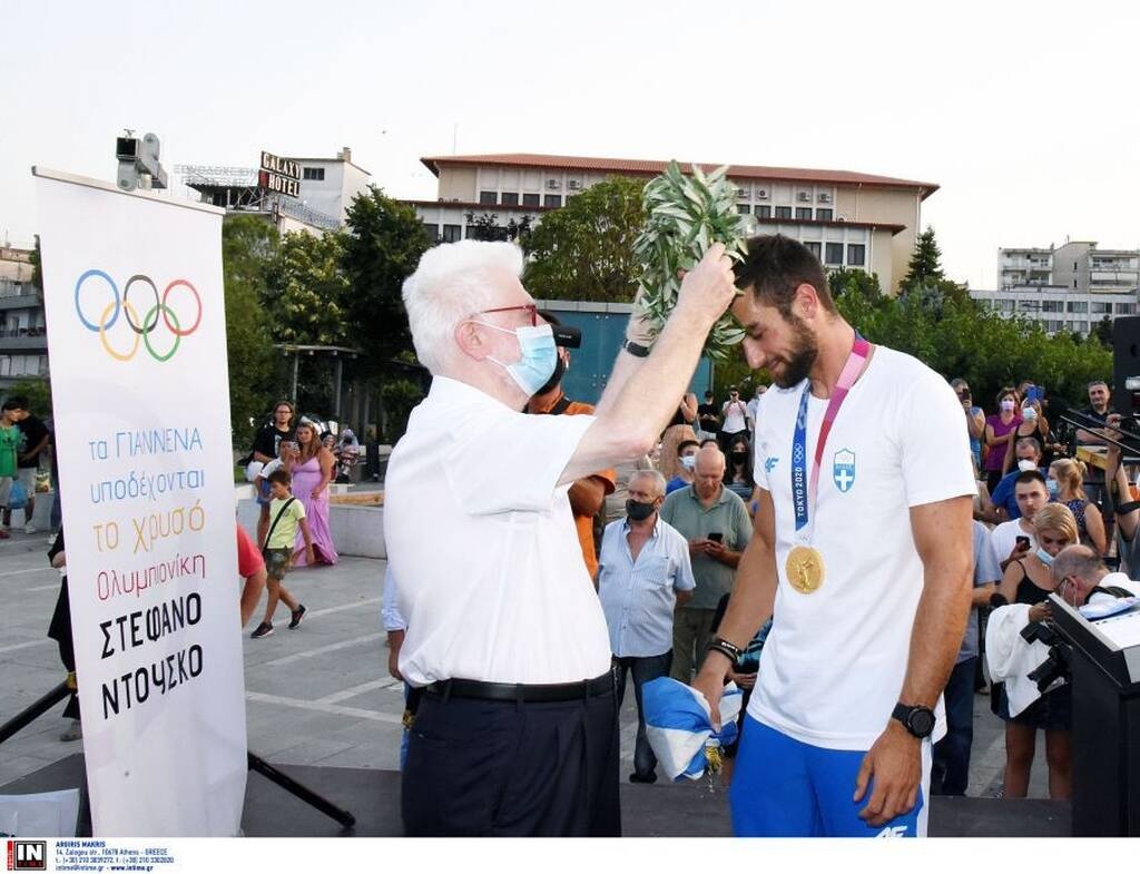 Ολυμπιακοί Αγώνες: Υποδοχή ήρωα στον Στέφανο Ντούσκο στα Γιάννενα (video)