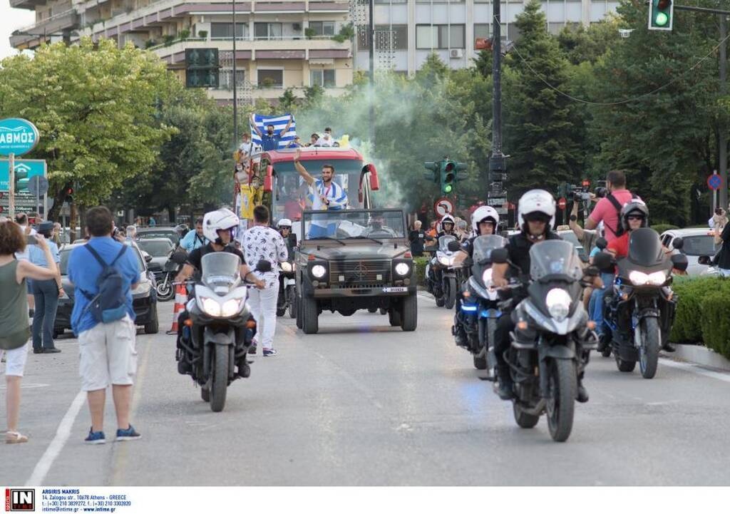 Ολυμπιακοί Αγώνες: Υποδοχή ήρωα στον Στέφανο Ντούσκο στα Γιάννενα (video)