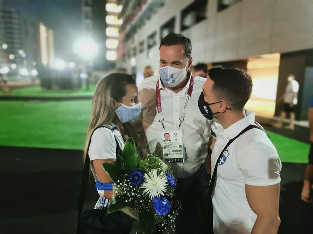 Ολυμπιακοί Αγώνες: «Ελλάς ολέ-ολέ» - Απίθανη υποδοχή σε Τεντόγλου και Πετρούνια (videos+photos)