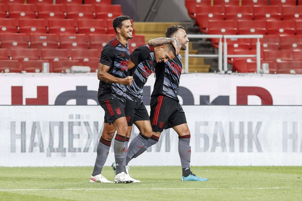 Champions League: Νίκη-πρόκριση η Μπενφίκα! (Photos)