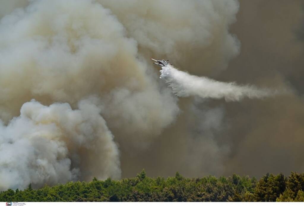 Ασύμμετρη απειλή - Η Ελλάδα στις φλόγες: Δραματική κατάσταση σε Αττική, Ηλεία, Εύβοια και Μεσσηνία