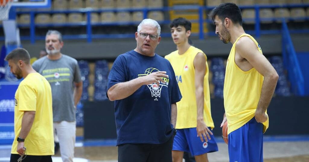 Περιστέρι: Ξεκίνημα με αισιοδοξία, το μήνυμα Μανωλόπουλου [video]