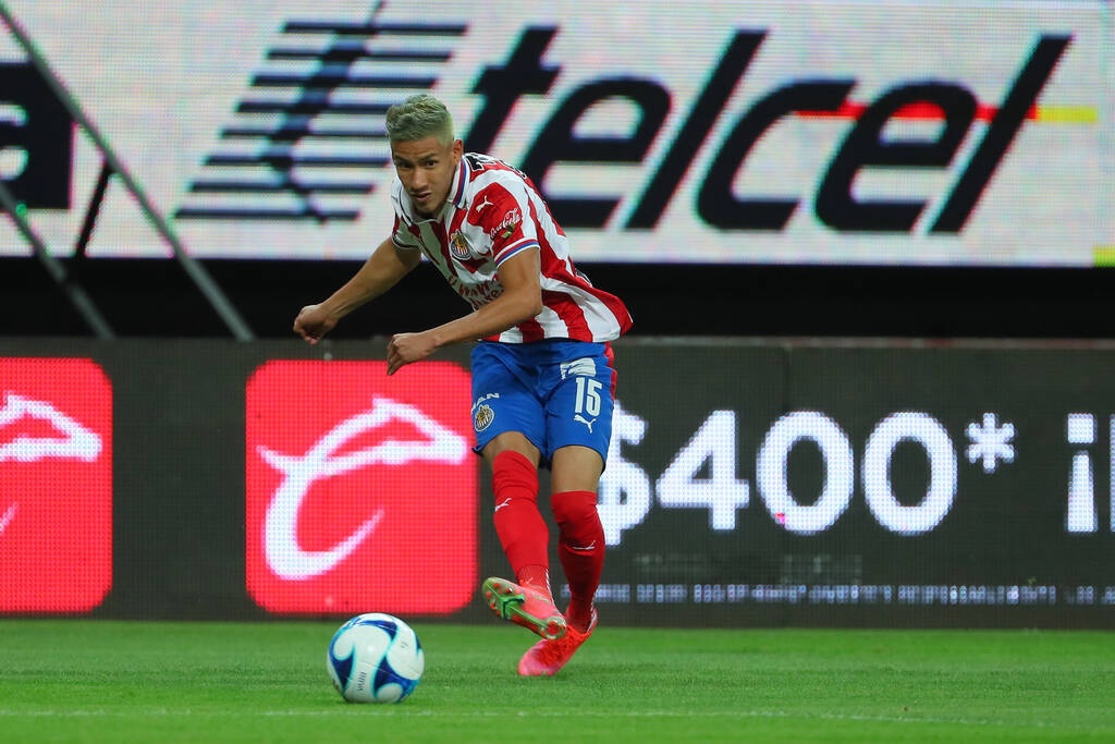 Ολυμπιακός: Ο Μεξικανός εξτρέμ που πρότεινε ο Καστίγιο (photos+video)