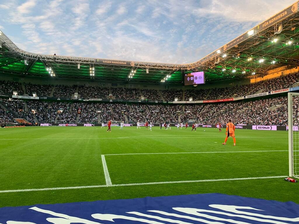 Bundesliga: Η Γκλάντμπαχ φρέναρε τη Μπάγερν στην πρεμιέρα (photos+videos)