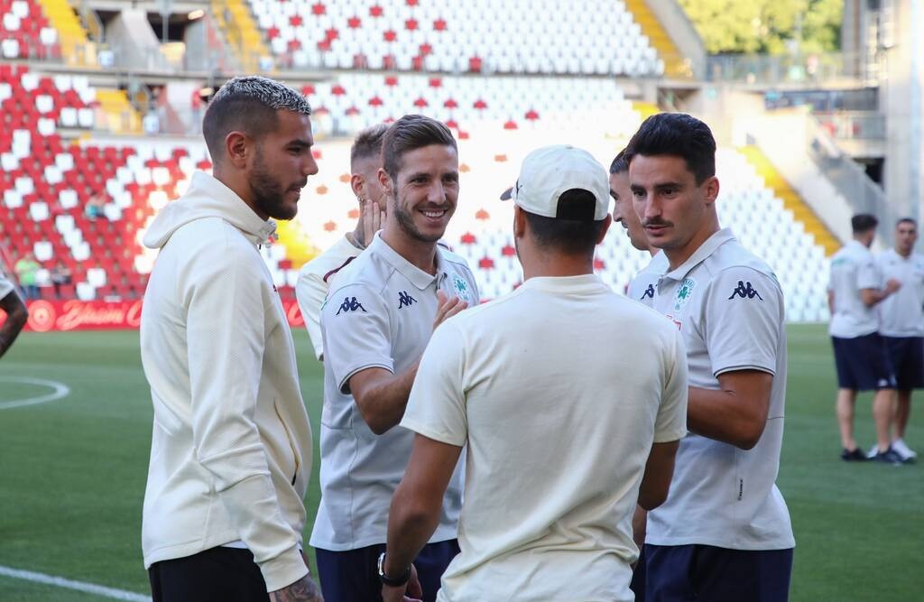 Μίλαν-Παναθηναϊκός: Οι Ισπανοί και ο… μύθος Μαλντίνι (Photos)