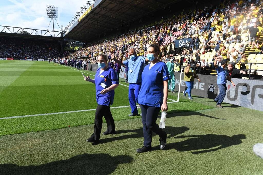 Premier League: Τίμησαν γιατρούς και νοσηλευτές στο Γουότφορντ-Άστον Βίλα! (Photos)