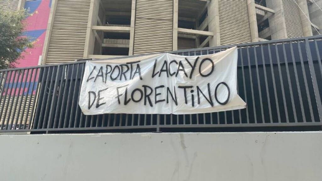 Μπαρτσελόνα: Άγριο ξεφωνητό σε Λαπόρτα - «Εσύ διακοπές και ο Μέσι στο Παρίσι»