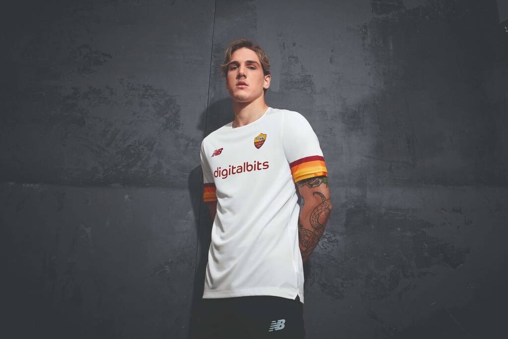 Ρόμα: Η νέα εκτός έδρας εμφάνιση (Video+Photos)