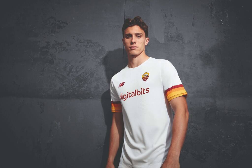 Ρόμα: Η νέα εκτός έδρας εμφάνιση (Video+Photos)