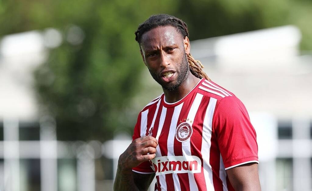 Ολυμπιακός: Κι άλλος μνηστήρας για Σεμέδο