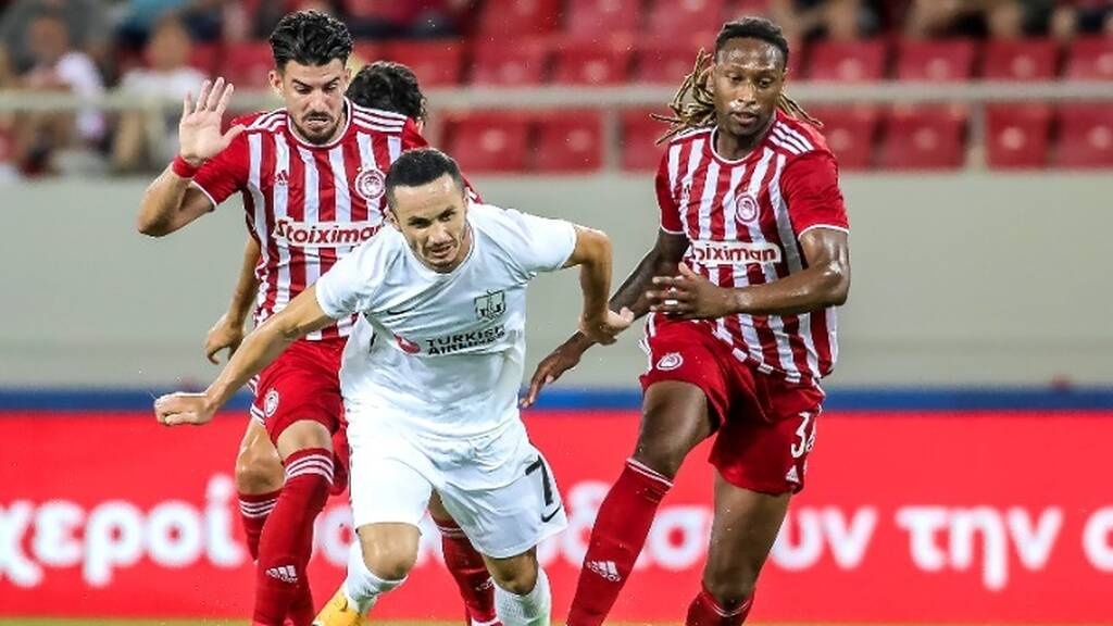 Ολυμπιακός: Κι άλλος μνηστήρας για Σεμέδο