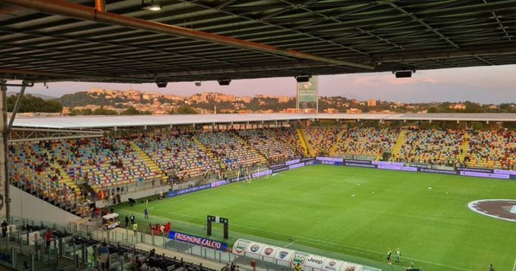 Θρήνος στο Φροζινόνε-Πάρμα - «Έσβησε» οπαδός πριν την σέντρα