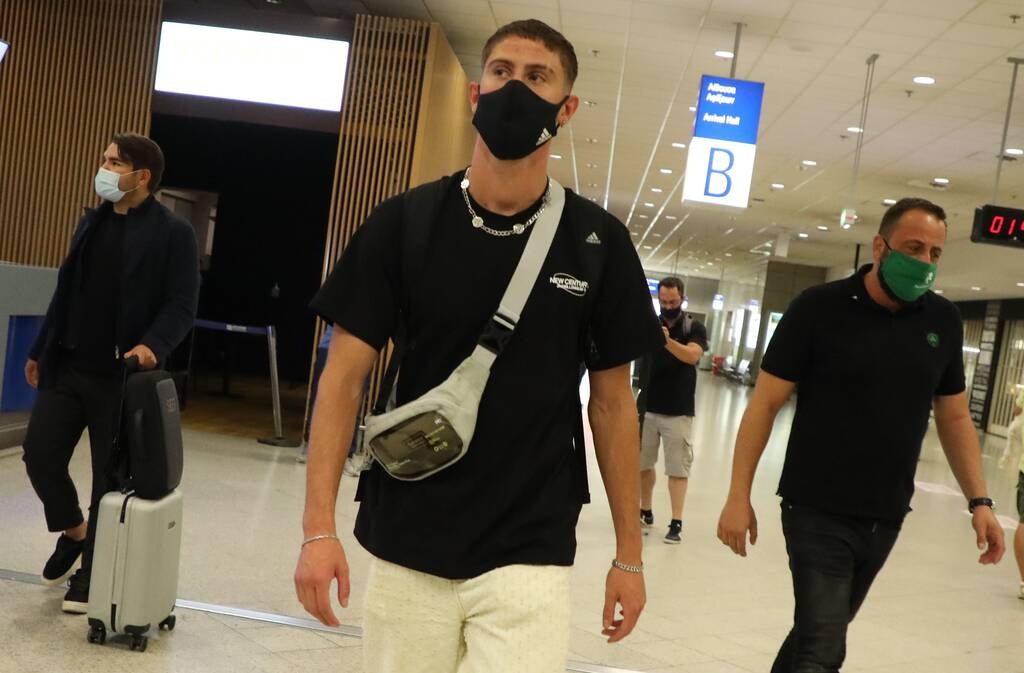 Παναθηναϊκός: Στην Αθήνα ο Λούντκβιστ! (Photos)