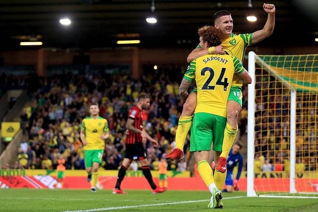 Το μαγικό ντεμπούτο του Τζόλη σε ένα βίντεο (video+photos)