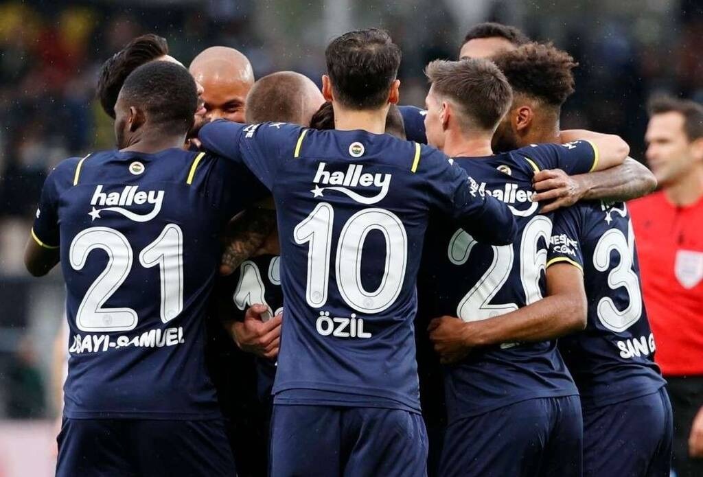 Το… δηλητήριο του Οζίλ! (Photos)