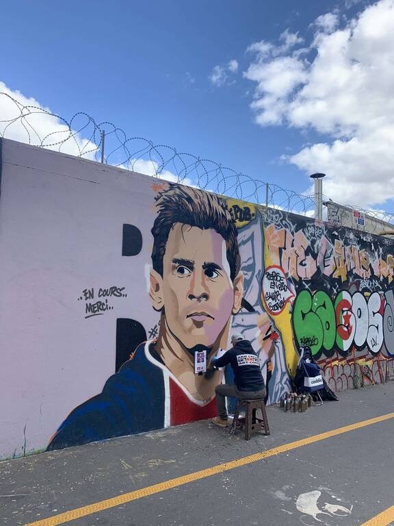 Μέσι: Εκπληκτικό γκράφιτι για τον Αργεντινό κοσμεί το Παρίσι! (Photos)