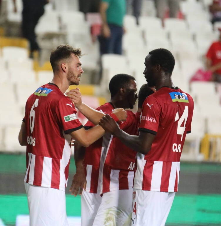 Τουρκία: Δύο γκολ ο Γούτας για τη Σίβασπορ, ασίστ ο Μπακασέτας! (photos)