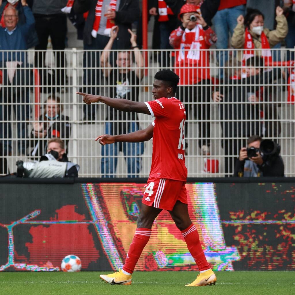 Bundesliga: Η Ουνιόν ταπείνωσε την Γκλάντμπαχ (video+photos)