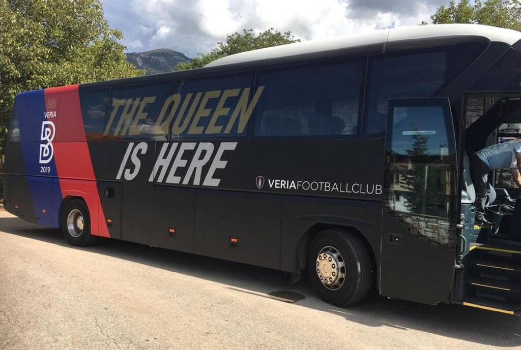 Βέροια: Έτοιμο το νέο πούλμαν, στα χρώματα της «Βασίλισσας» (photo)